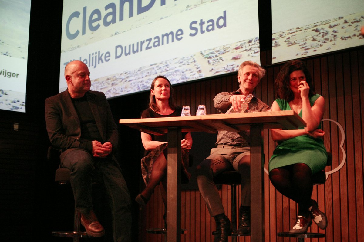 @MauritsGroen, @JeanetAntwerpen &amp; Touria Meliani van de @tolhuistuin! Het was een top avond <a href="/De_Zwijger/">Pakhuis de Zwijger</a>! Bedankt!