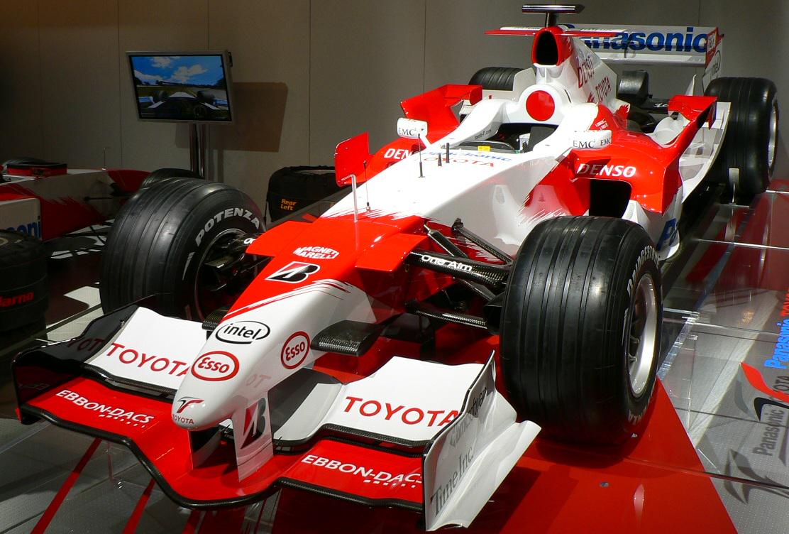 ssergeevic1's tweet photo. 2006 Toyota TF106 http://t.co/CLWnYO8k42 http://t.co/j2szRv6Kk0