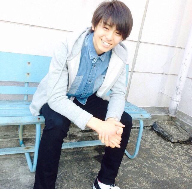 korosensei13630's tweet photo. 爽やかすぎかっこいいなぁ~。
こんな人が周りにいればなぁぁ… http://t.co/egm6j1tly4