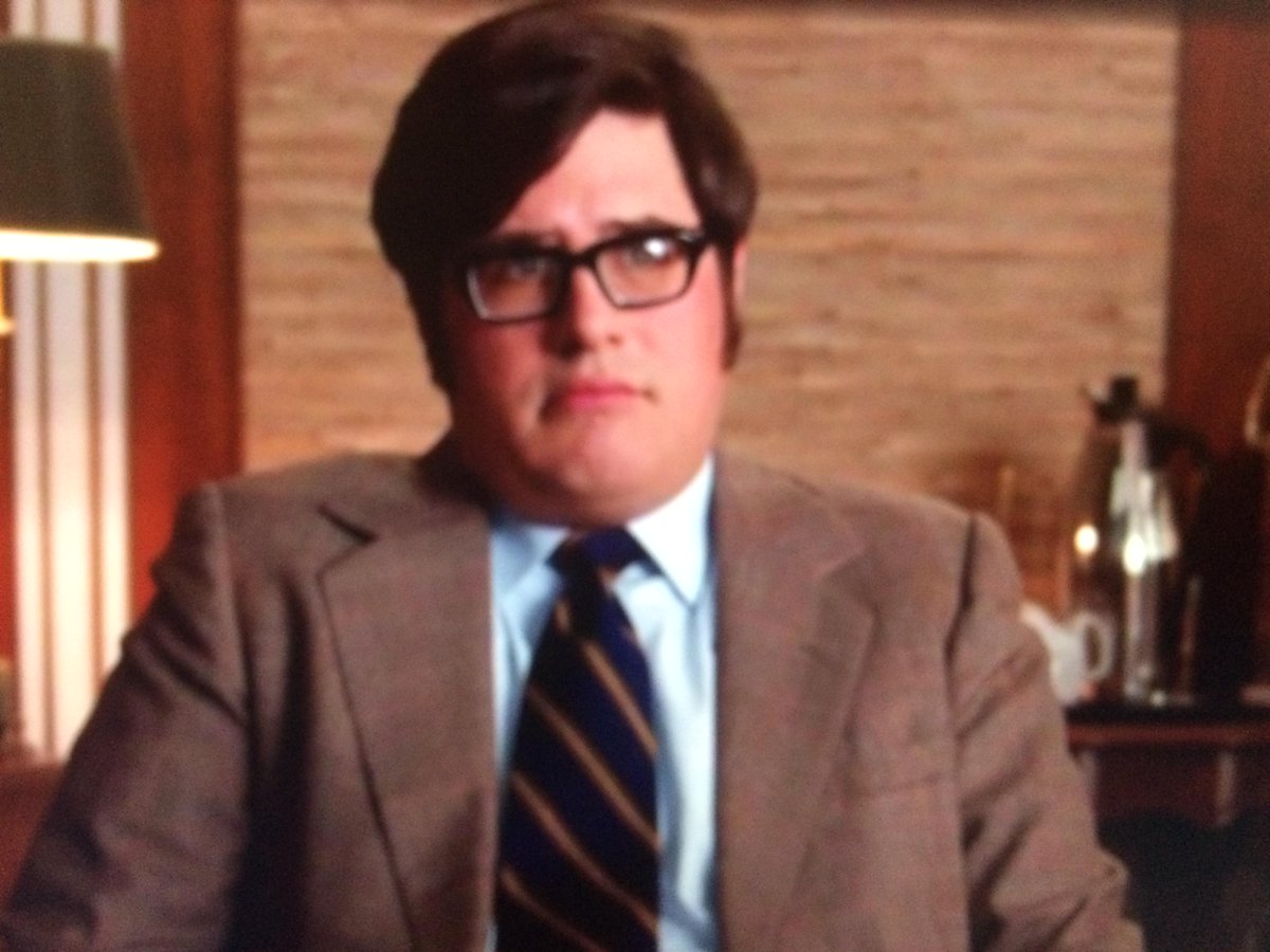 MadMysticism's tweet photo. Hilarious reference to more #earthapple and #head symbolism. When #HarryCrane is referred to #MrPotatoHead #MadMen http://t.co/PibwrCdlzM