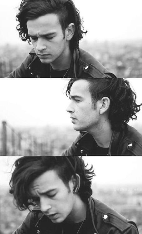 Happy 26th birthday to my love Matthew Healy   