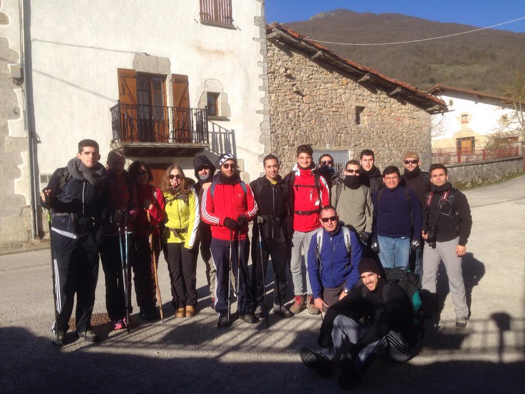 #CIgFP15 Bon dia...comença el grup a caminar! 1a etapa - Goldaraz/Betelu. Bon camí companys! #camiignasià