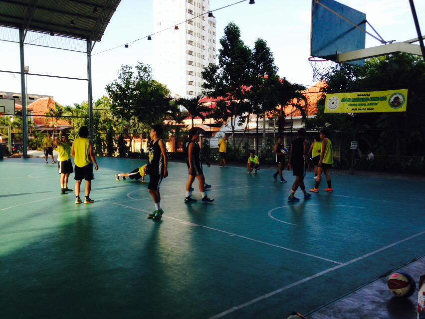 ts_mightybees's tweet photo. Afternoon practice at Masjid Muhammad Cheng Ho http://t.co/urTOxXHgKT