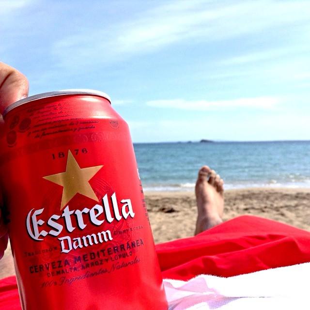 InstaIbiza's tweet photo. #Ibiza #spain #timetorelax #padroteando #estrella #damm #beautiful #beach #naked #girls #f… http://t.co/3eS3ZJHwbw http://t.co/9bA42UVcPM