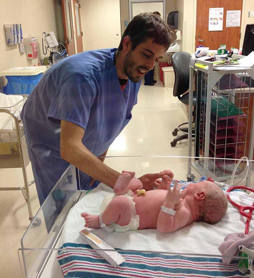 menzmag's tweet photo. @JillDerick_19 #welcomes #son #IsraelDavid
http://t.co/zoXhlIyhyQ
#Derick #JillDillard @derick4Him @jilldillard http://t.co/acL9EajRC8