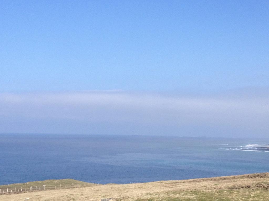 gangmimi's tweet photo. Blacksod bay at the southern tip of the Iorrais peninsula @ERRISBEO @CosgroveGaynard @irishtv #bestplacetogowild http://t.co/2T6kgDKHBL