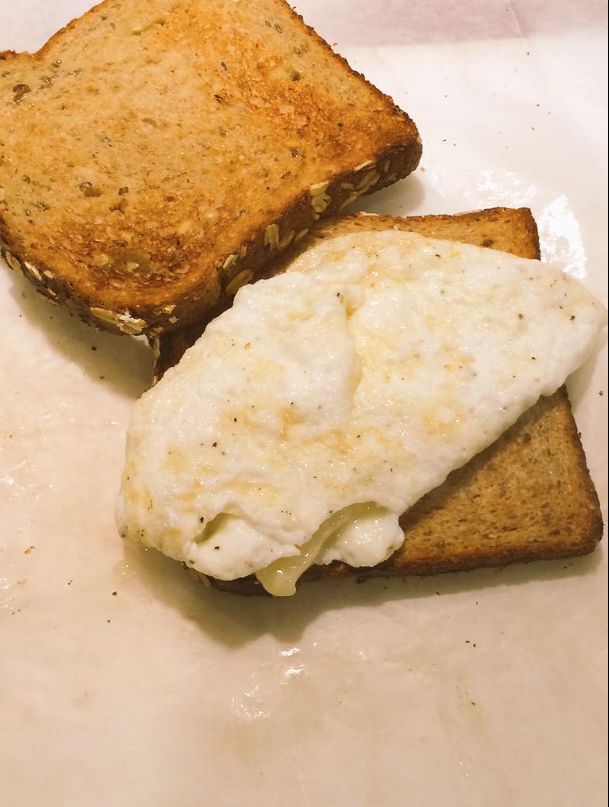 ctmuffinBK's tweet photo. Egg white on a toasted multi grain bread.  A healthy delicious breakfast sandwich.  One of many at Ct Muffin. 

#cafe http://t.co/QooaRSQrUg