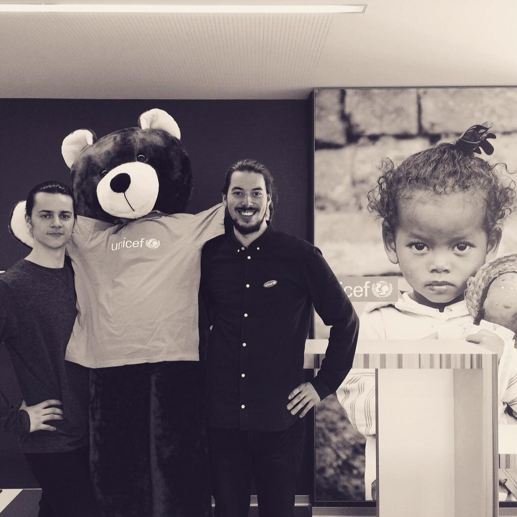 hereandbear's tweet photo. Rightnow at the HQ of #UNICEF in Zurich. #betweenhereandbear #apollo http://t.co/9OtI5xZCLN