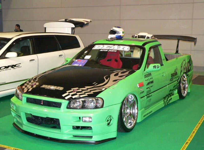 Kurumania 車好き応援情報発信 みんなで魔改造車両の画像を晒そう 日本車はピックアップトラックが絶滅状態 そしてカッコいい物は自作していくスタイルへ T Co Xvtlvdds5s