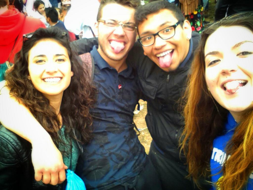 13Evelio's tweet photo. Guapososs. @NicolayNico  @amira_xD @PilarMRM #Bando15 http://t.co/E3cXrwkZZ8