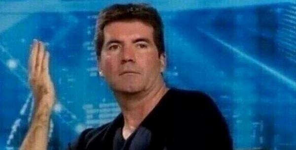 StumblerTop's tweet photo. when your phone dies but it didnt even reach 0 yet http://t.co/i3HVBrYv2Q