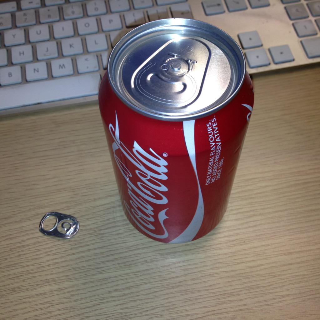 EternalRights's tweet image. Today @CocaCola has made me unhappy - the ring pull snapped 😭 #cokefail