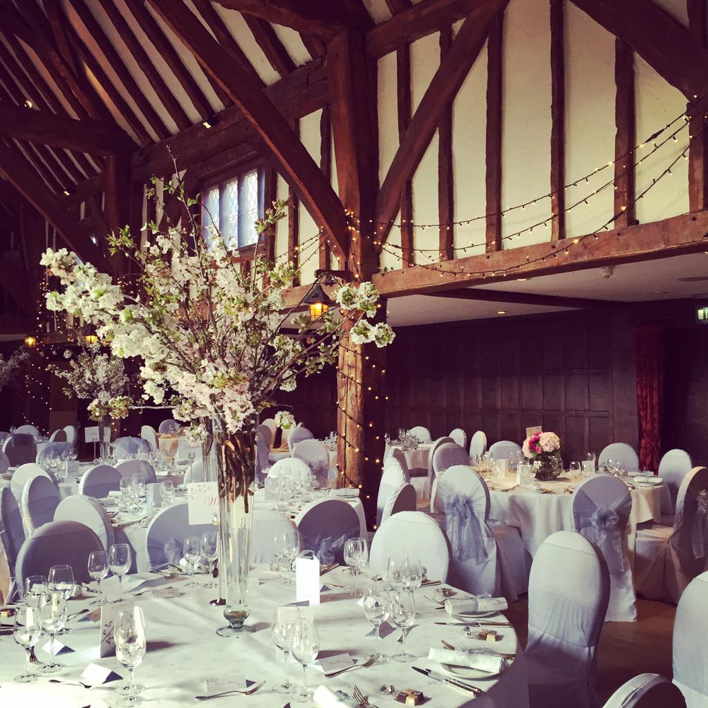 hannahjmartin's tweet photo. Great team work today @GreatFosters - with @DforDinner &amp; @PartyLightsUK creating magic for today's special couple! http://t.co/U3Q2yv21Dv