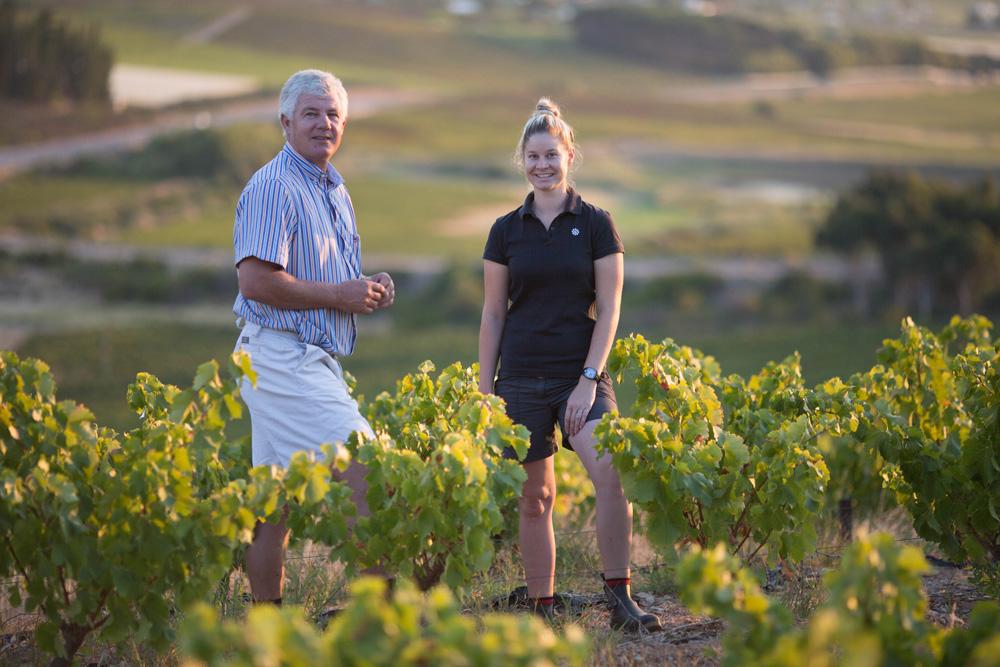 “@manleycom: <a href="/Kloovenburg/">Kloovenburg Estate</a> RINGS IN THE CHANGES WITH NEW WINEMAKER AND EXTENDED FLAGSHIP RANGE liaise.andraslengyel.com/t/ViewEmailArc… ”