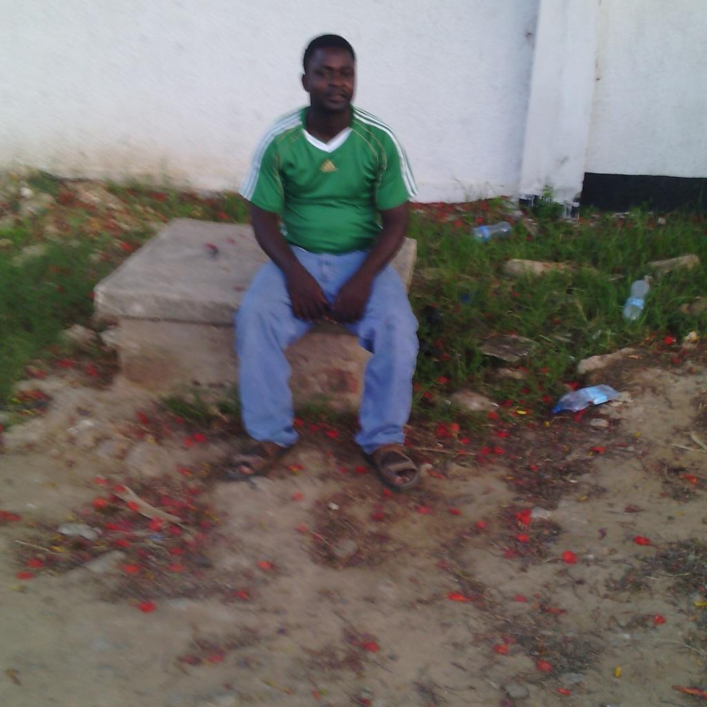halodycosmas tweet picture
