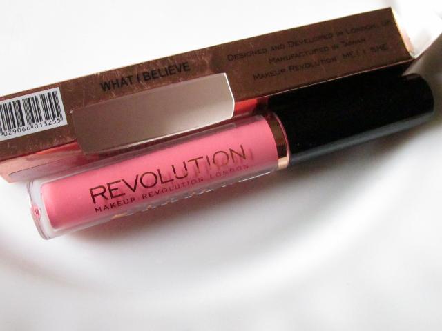 IndianMakeup's tweet photo. This Velvet Lip Lacquer would suit fair skin beauties perfectly!
@MakeupRVLTN http://t.co/VEKUm5Ld41 http://t.co/ZYowV4eOl2