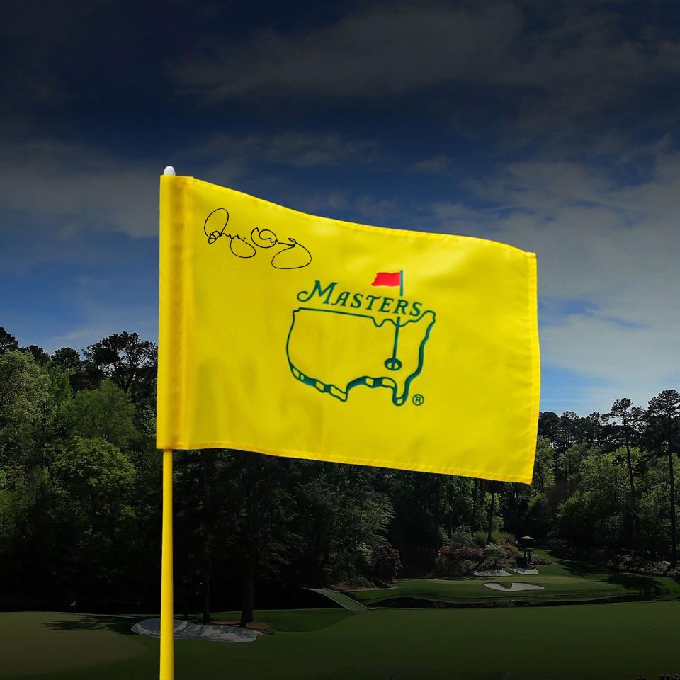 DPWorldTour's tweet image. Predict @TheMasters winner, retweet this post and you could win an official Masters flag signed by @McIlroyRory.