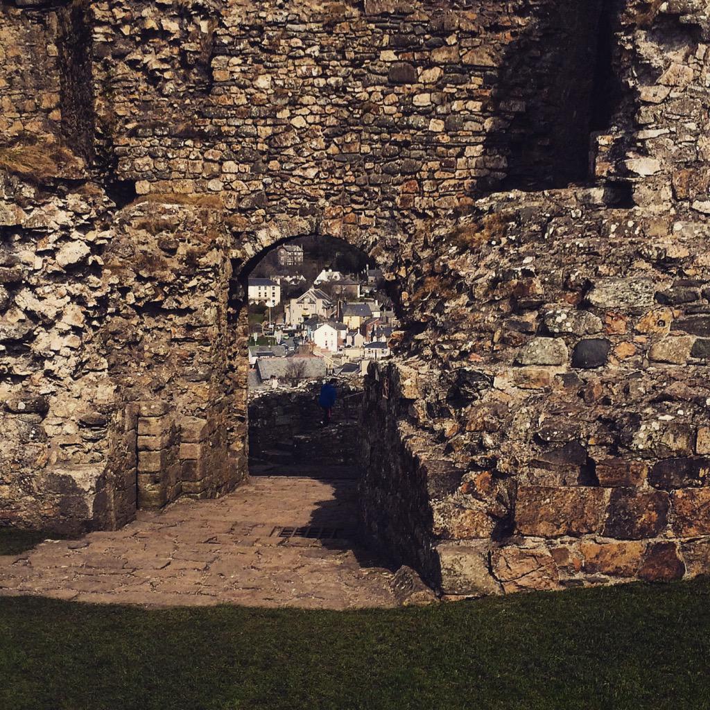 Y neuadd goffa o gastell Cricieth! Dewch draw erbyn 7yh heno am ddathliad a neges gan Ben Thomas! #llanw15