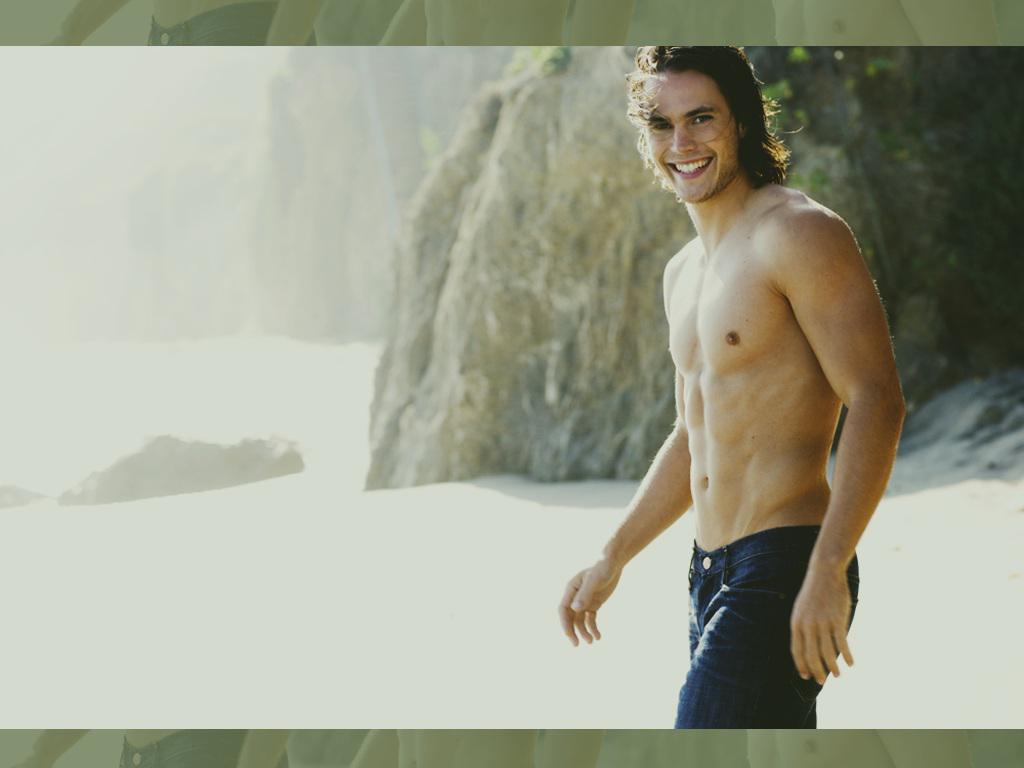 Happy Birthday to my future husband Taylor Kitsch, aka. Riggins! (A girl can dream) 