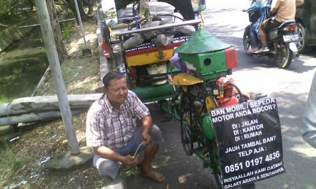 Arizki_official's tweet photo. Barangkali perlu.. Buat temen2 di surabaya http://t.co/Qvm3N7wRnN