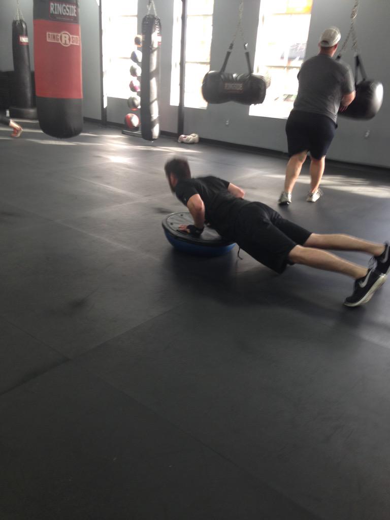 FastFitBoxing's tweet photo. http://t.co/Mmmmzs2Qoa