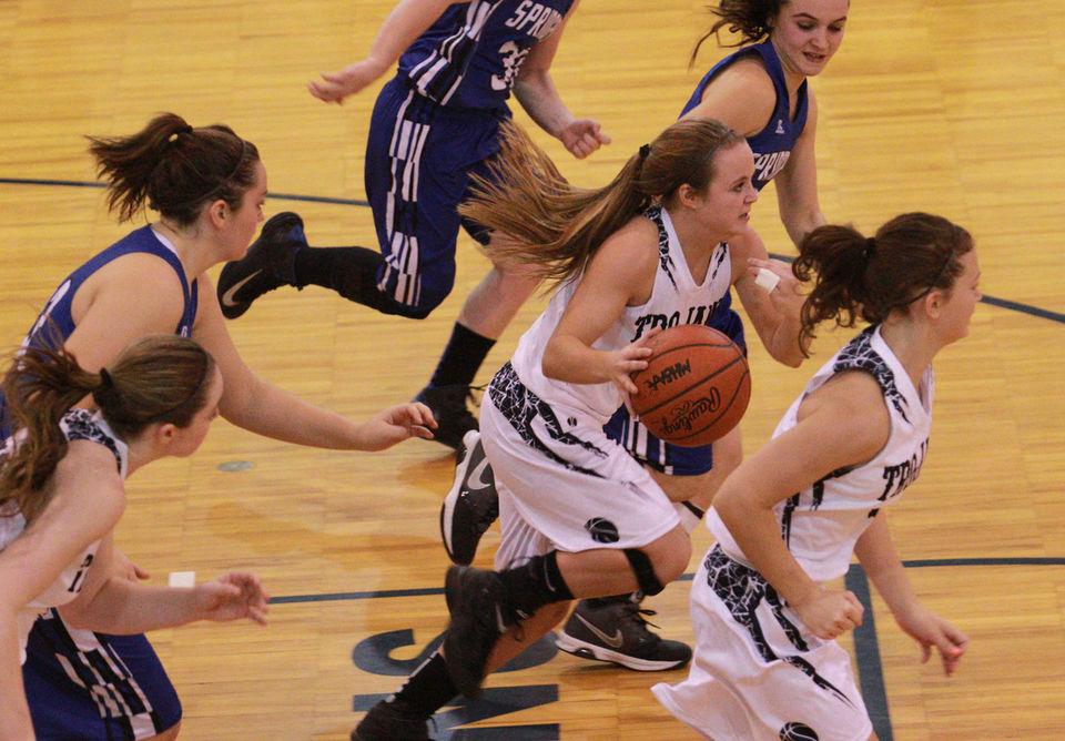 JacksonCitPat's tweet photo. East Jackson’s Kassidy Blough repeats as Citizen Patriot girls basketball Player of the Year http://t.co/sVkfpPHSQw http://t.co/v3GMx7Vmqw