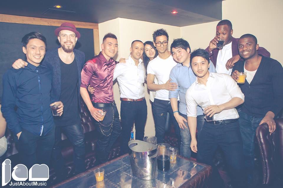 MCRWhatsOn's tweet photo. Check out One Central this weekend

Full of party people with Mcr's best DJs keeping you dancing all night 🎶🍷🍹🍸🔊 http://t.co/SemJJN9uVD