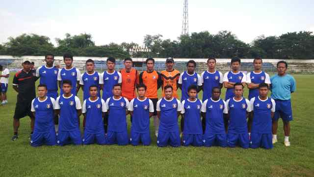 PSMP sudah mulai berlatih untuk DU 2015. #GoToISL #injers <a href="/psmp_mjk/">PS MOJOKERTO PUTRA </a> <a href="/LOYALIS_01/">MP LOYALIS 2001</a>