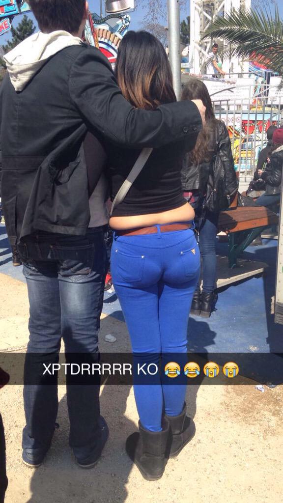 ScvrfvceV12's tweet image. La foire du trône … 😕😕