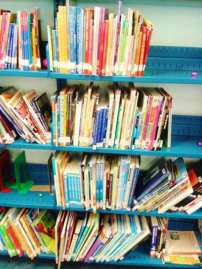 Newcomer Lunch Club last week #LibraryTakeover #EggHunt <a href="/FallingbrookMS/">Fallingbrook Middle School</a>  <a href="/JanetJackowski/">Janet Jackowski</a> <a href="/razazar67/">Raza Husain 🇨🇦 🇵🇸</a>