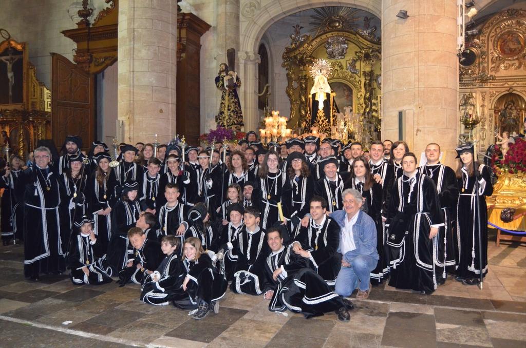 SoledadDeHellin's tweet photo. La Procesión del Santo Entierro fue magnífica a todos los niveles. http://t.co/mbp4h6FUox