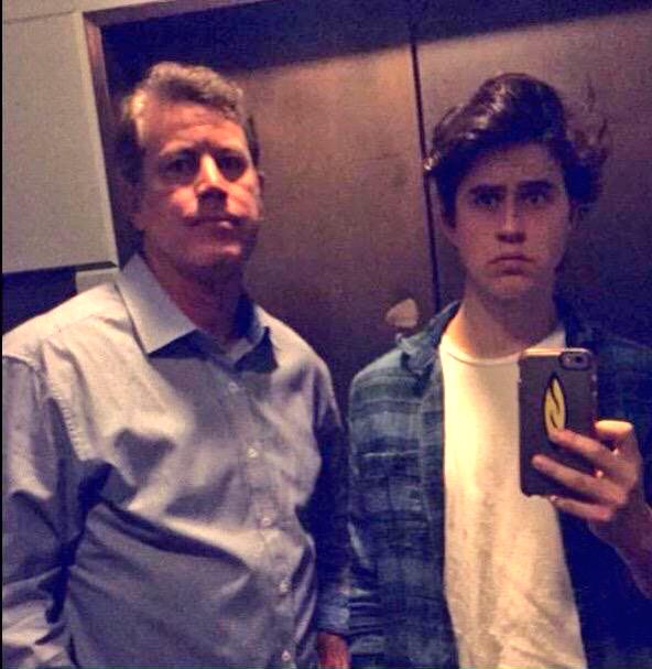 CoachGrier_'s tweet photo. RT this tweet for follow spree by @Nashgrier O http://t.co/NmLA0Ad2zq