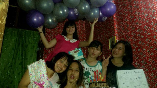 thanks in a million sahabat!! lav y :*({}) <a href="/Jein_sembel/">Jein Kendedes Sembel</a> <a href="/laaalaaa_/">Charla J. Mamuaja</a> @GithaSembel <a href="/chikachaku/">Jessicha I M Tombeg</a>