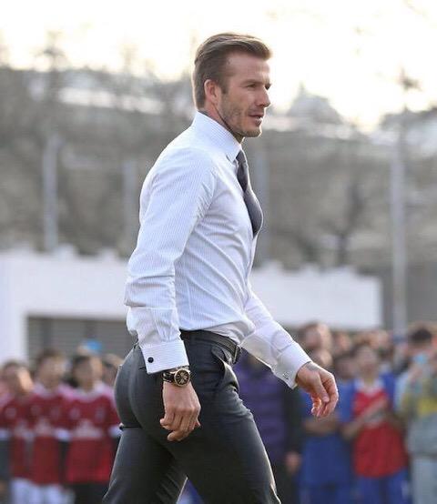 FuckableMen's tweet photo. OH MY GOD I LOVE HIS WATCH 😍 http://t.co/2ClDJ0WUGf