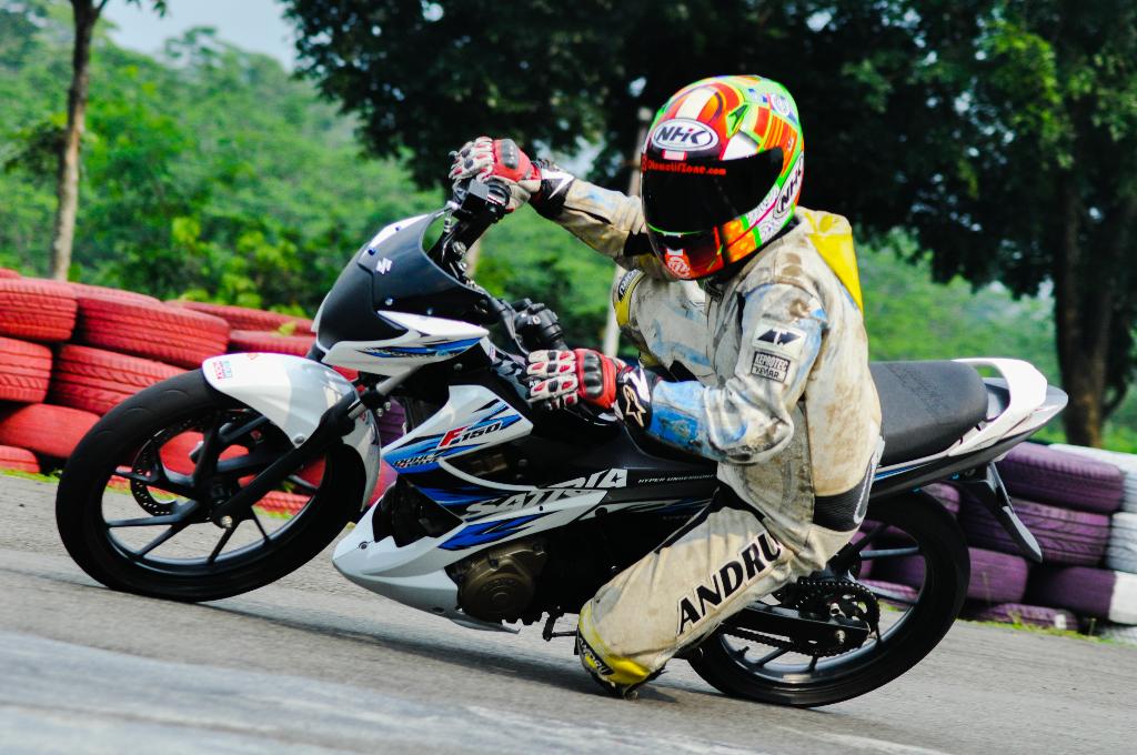 WF_Cornering's tweet photo. Latian terossssss http://t.co/S5KJr94JaI