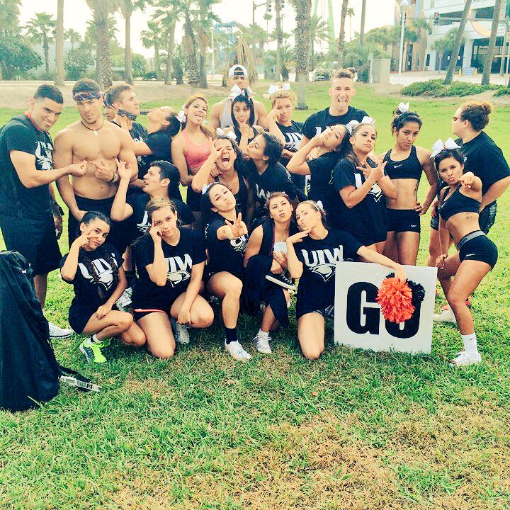 alexisjoelle94's tweet photo. Ain't no party like a cardinal party😈 #uiwcheer #2CAD2E http://t.co/vkYOrhAgMe