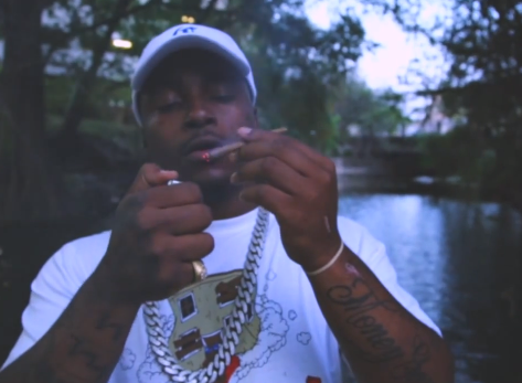 DailyLoud's tweet photo. [NEW] Joey Fatts - "#StevieWorld" [Music Video] http://t.co/LxxSfUHSTs http://t.co/61yKQociHS