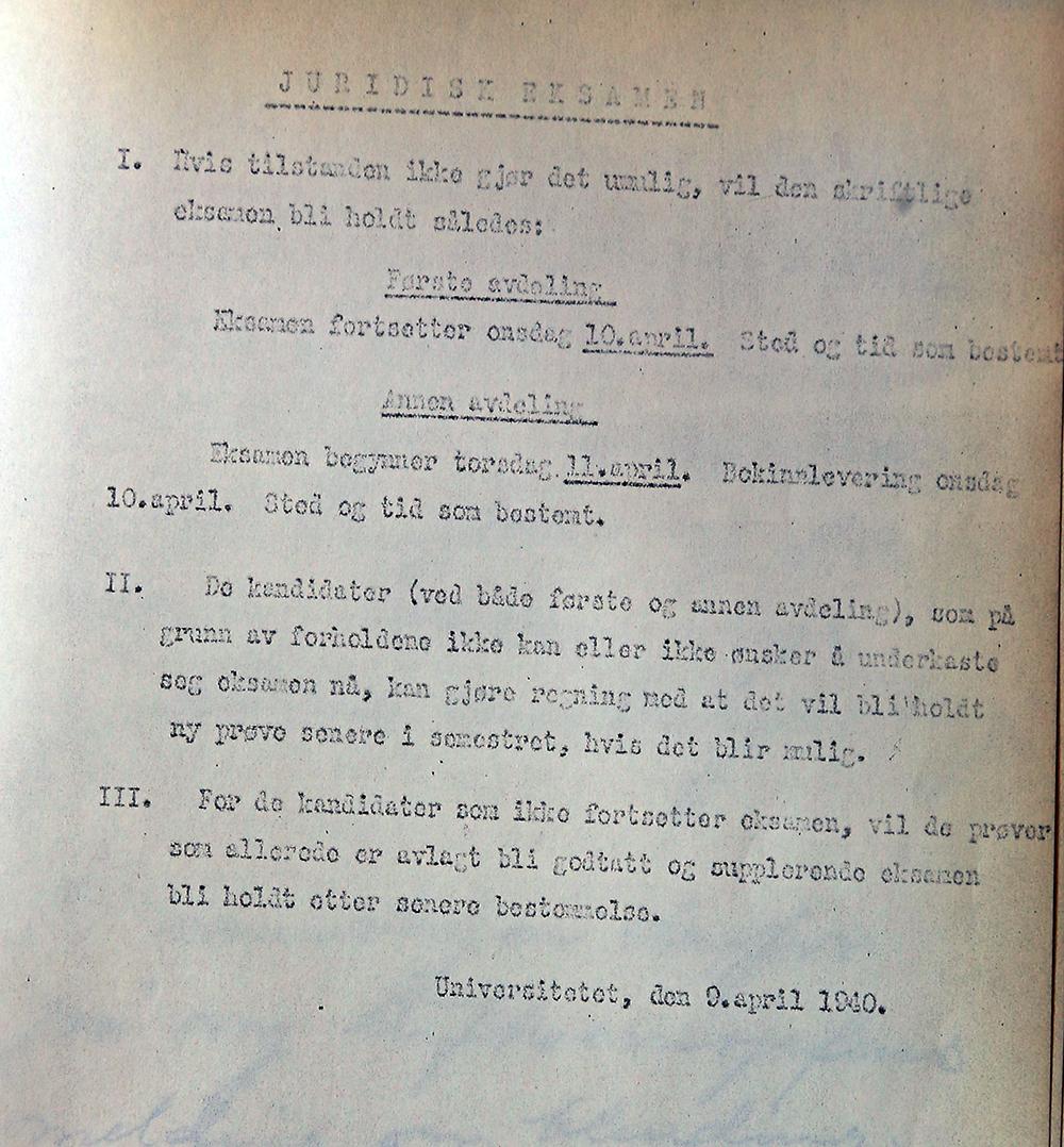 nrk_9april_1940's tweet photo. JURIDISK EKSAMEN
I. Hvis tilstanden ikke gjør det umulig, vil skriftlig eksamen bli holdt således: http://t.co/8BlaiCTaS7