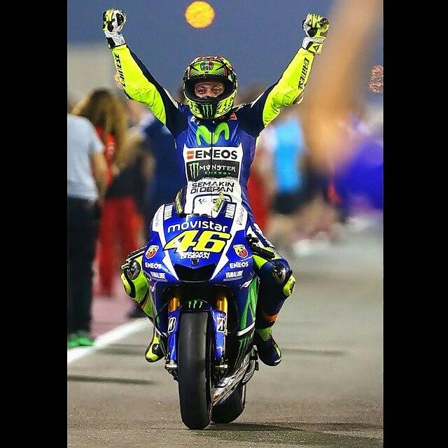 10VR46's tweet photo. @valeyellow46 Victory in #Qatar best ever #motogp race.  Picture on Instagram as @motogp.15 http://t.co/F2Qa4AJHCJ