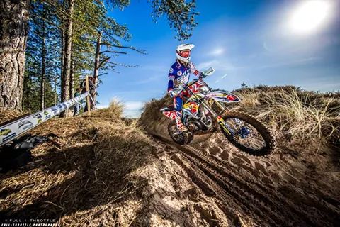 ElginEndurance's tweet photo. A small selection of photos from the @HighlandTW Lossie enduro over the Easter weekend courtesy of @Full_Throt_Prod http://t.co/3gedAKR1pc