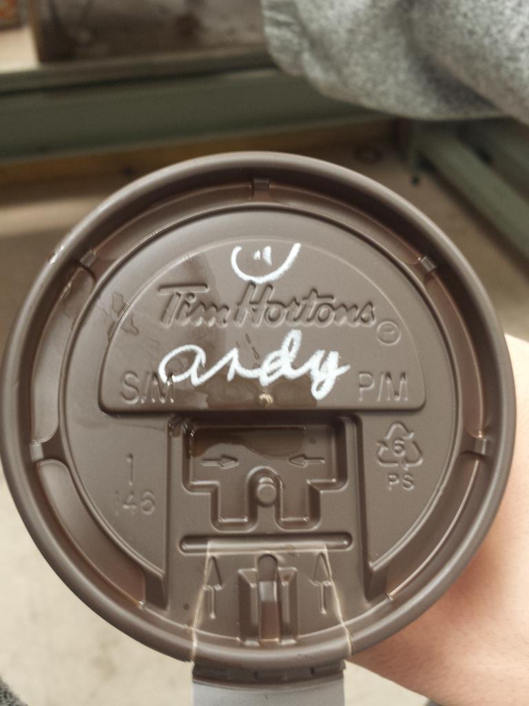 andykovachis's tweet photo. Timmies or starbucks? #Ithinkshewantsit http://t.co/zCVP9BZpNh
