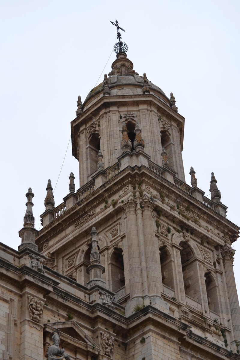 La catedral de #Jaén una de las maravillas del renacimiento, que merece la pena, la mires por donde la mires.