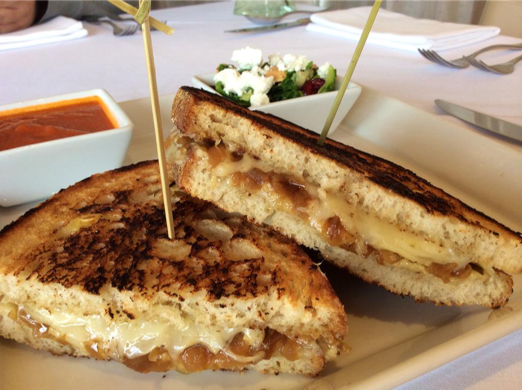 UpHouston's tweet image. Lunch Time! Imported Swiss gruyere, caramelized onions, toasted sourdough bread, San Marzano housemade tomato bisque.