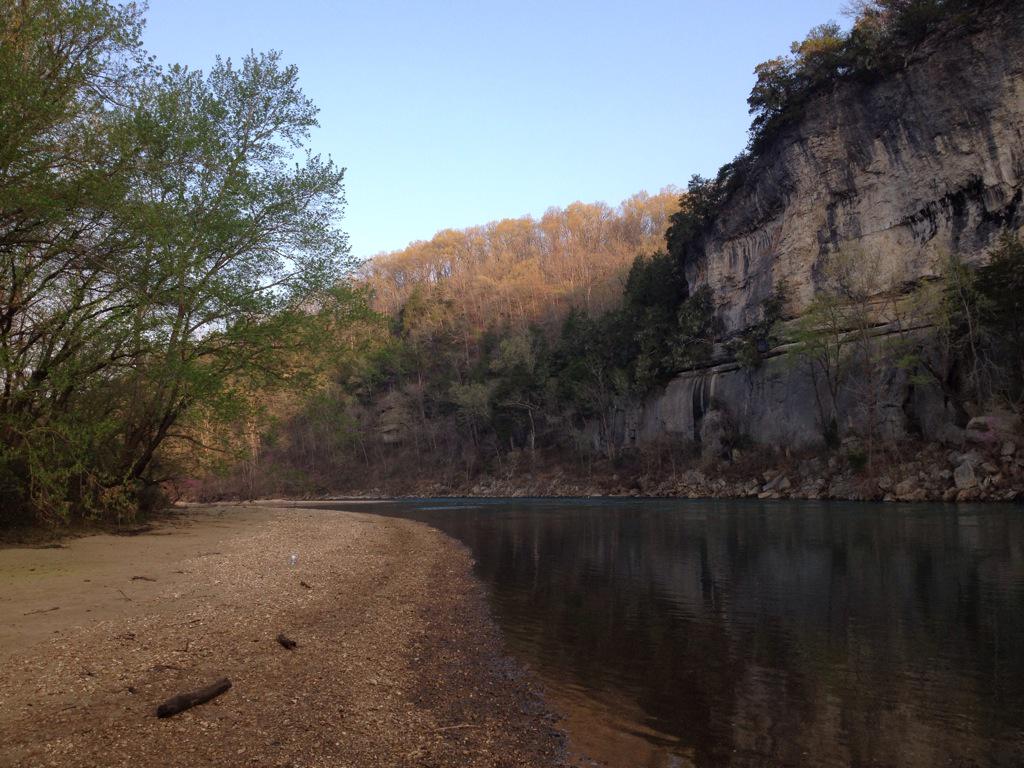 BRCanoes's tweet photo. Can't beat early mornings on the Buffalo!! #floatthebuffalo #tylerbend http://t.co/PXxCypx44R