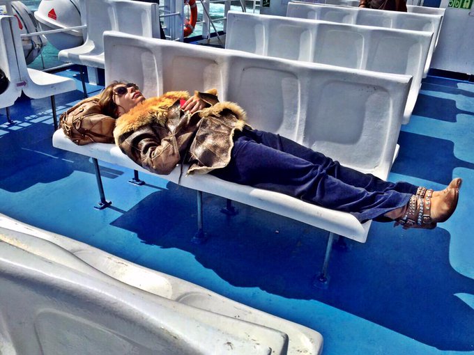 Andando ad Ischia! Al Sorriso Resort, la mia seconda casa! Photoshoot al mare! http://t.co/evPODtjPC