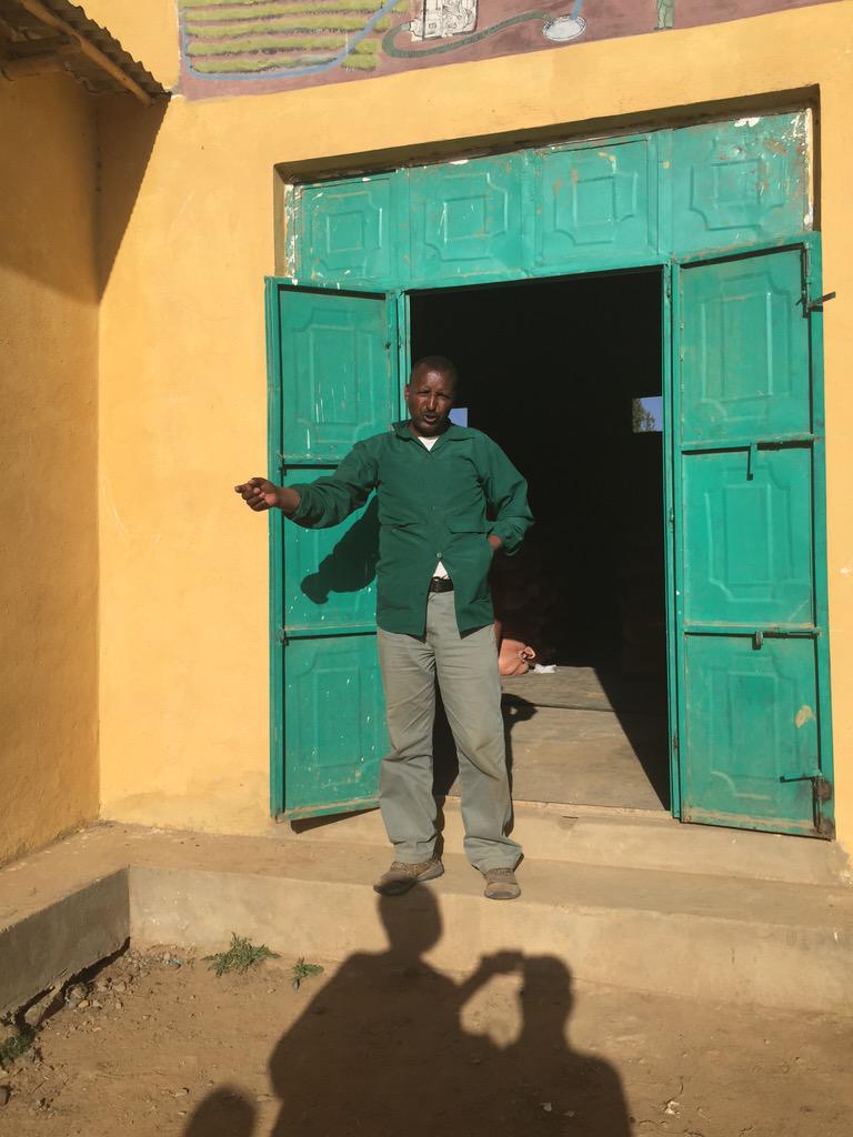 ProfKindeya's tweet photo. A field visit to #Shewit seed cooperatives; very innovative & full of optimism; barley, potato #gd partner of #MU http://t.co/IrNxtEG55q