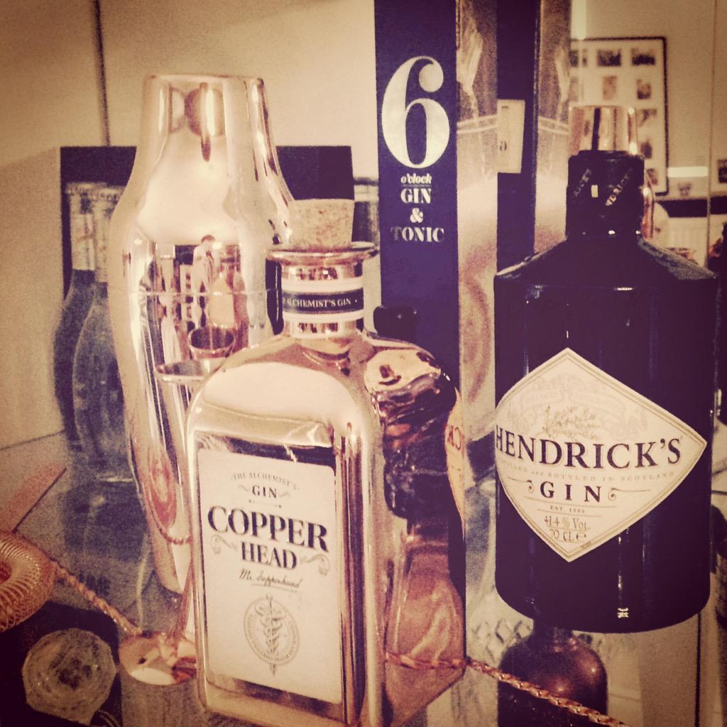 skyevent_be's tweet photo. Kent u onze Gin Tasting formule al? Vraag een vrijblijvende offerte aan. #skyevent #gin&amp;tonic http://t.co/1Y5NOpXIfu