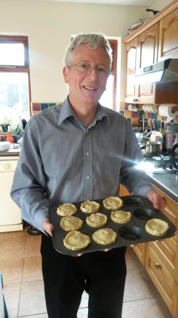 RosannaBates's tweet image. Me and papa making Pork pies. Wish us luck! #loveapie #northener #daddysgirl