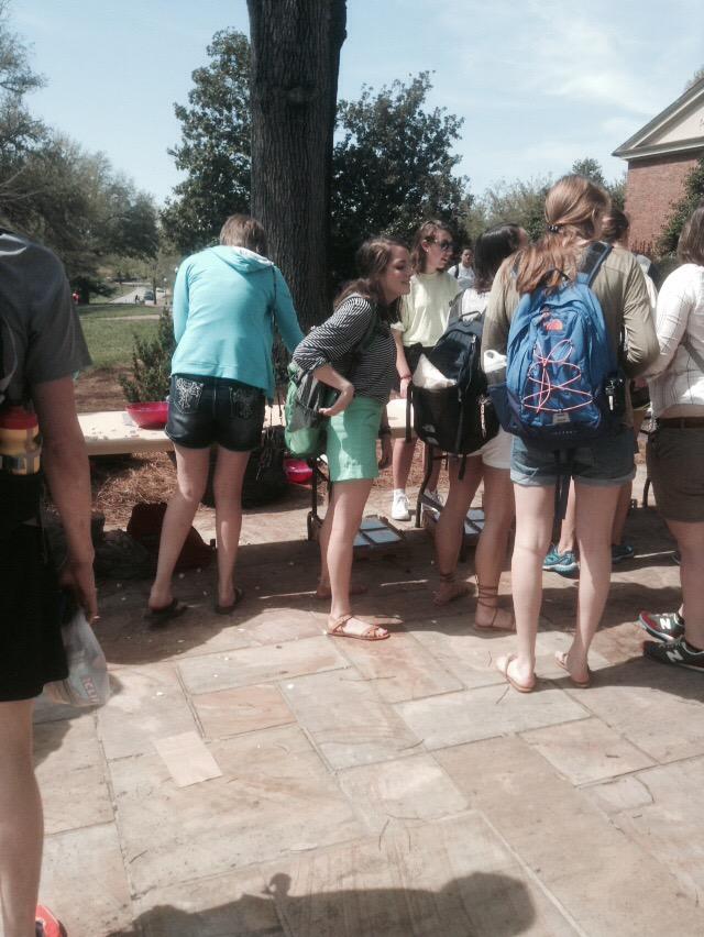 jbdlibrary's tweet photo. so much going on at the library porch. where are you? http://t.co/Oh0e4IF3Th