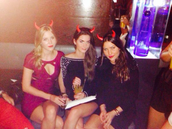 IsiCobain1's tweet photo. #halloween2014 #sub http://t.co/OCmZFZZVhX